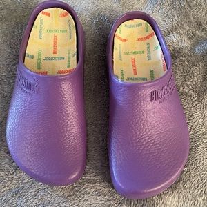 Birkenstock Unisex Super Birki Clogs Shoes
Purple.Size 38W 7 M 5 .New in box.